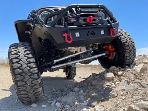 Apex Chassis Heavy Duty 2.5 Ton Tie Rod &amp; Drag Link Assembly in Polished Aluminum Fits: 19-22 Jeep Gladiator JT 18-22 Jeep Wrangler JL. Note: This FLIP kit fits a Dana 30 axle with a lift exceeding 4.5 inches. Requires drilling the knuckle.