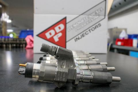 Chevy Duramax 01-04 LB7 Brand New 250 Percent Over Injector Set (SAC Nozzles) Dynomite Diesel